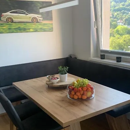 Lichtdurchflutete Penthousewohnung Mit Blick Auf Schoeckl Und Schlossberg