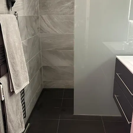 Apartment Lichtdurchflutete Penthousewohnung Mit Blick Auf Schoeckl Und Schlossberg Graz